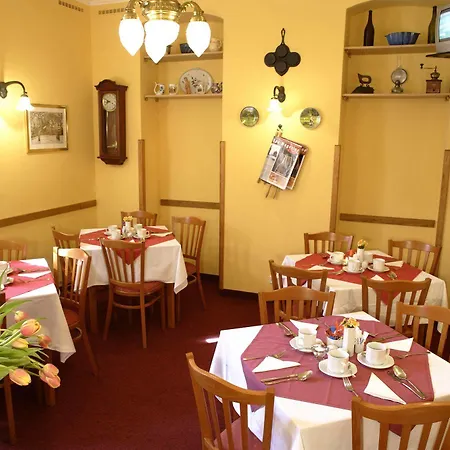 波士顿酒店 酒店 3*